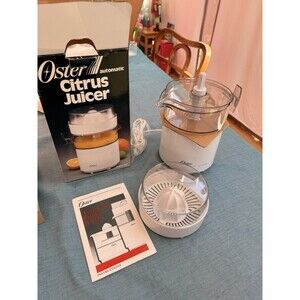 VTG Oster Citrus Juicer 4100-08A – 1992 – In Box – VG Condition